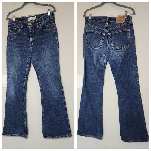 Abercrombie & Fitch boy slouch flare jeans.  Women's Size 6. - Picture 1 of 15